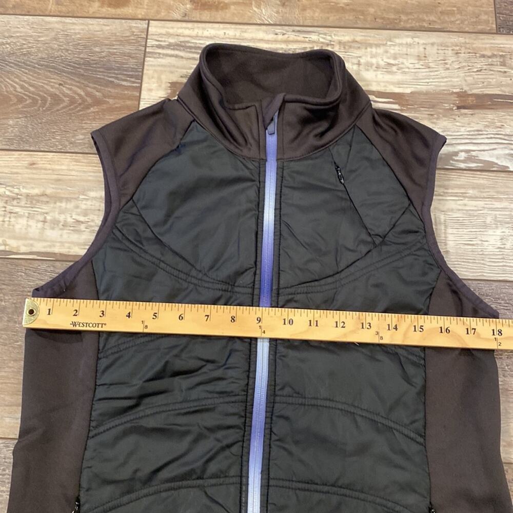 ATHLETA Flashpack Embroidered Black Purple Puff Vest M - Picture 4 of 11